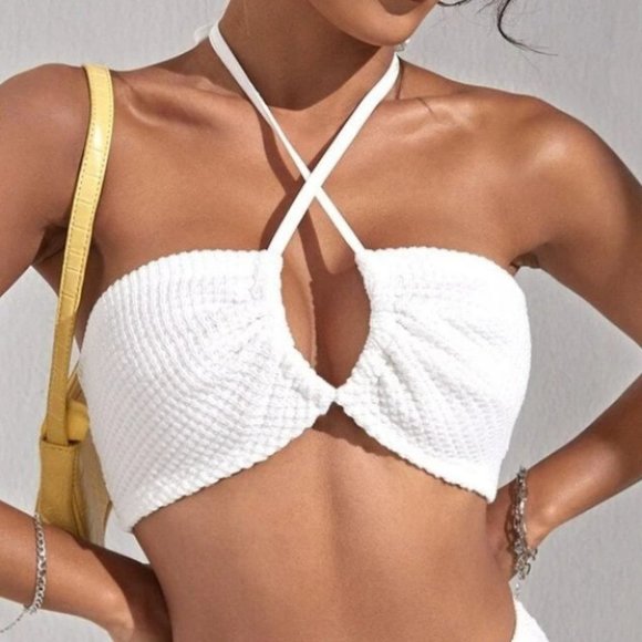 TEXTURED WHITE HALTER TIE NECK TOP AND MATCHING MINI SKIRT SET SUMMER VACAY - Picture 3 of 7